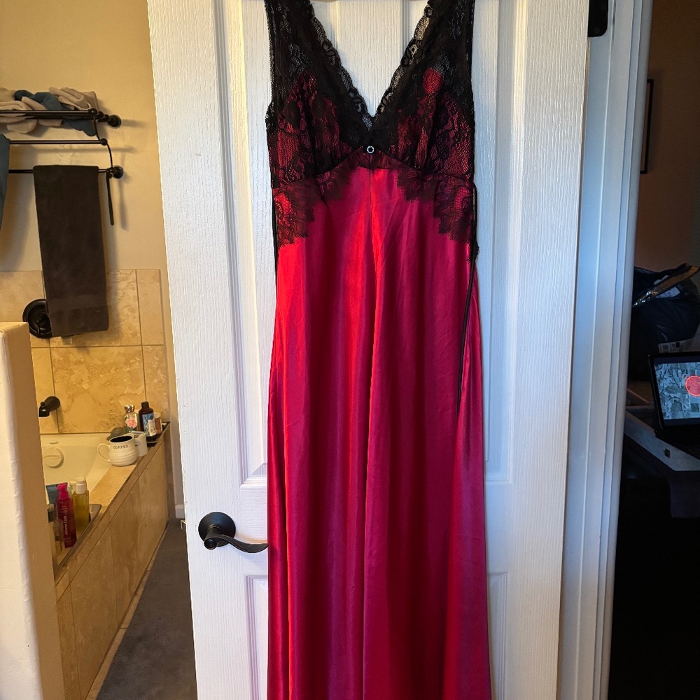 long, silky nightgown from Jonquil by DIANE SAMANDI